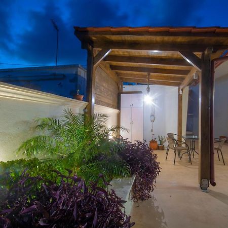 Ferienwohnung La Casa De Ioanna Kíssamos Exterior foto