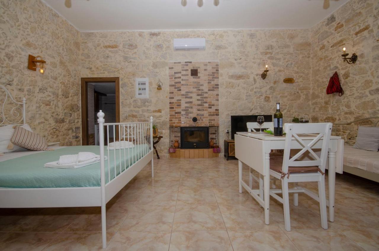 Ferienwohnung La Casa De Ioanna Kíssamos Exterior foto