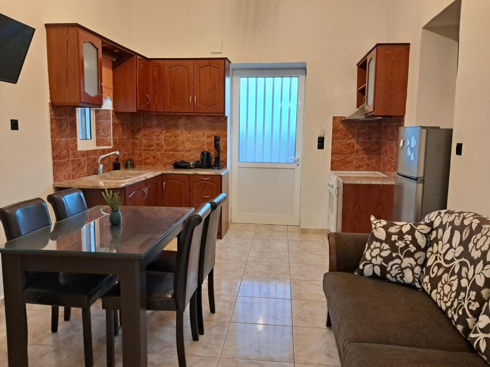 Ferienwohnung La Casa De Ioanna Kíssamos Exterior foto